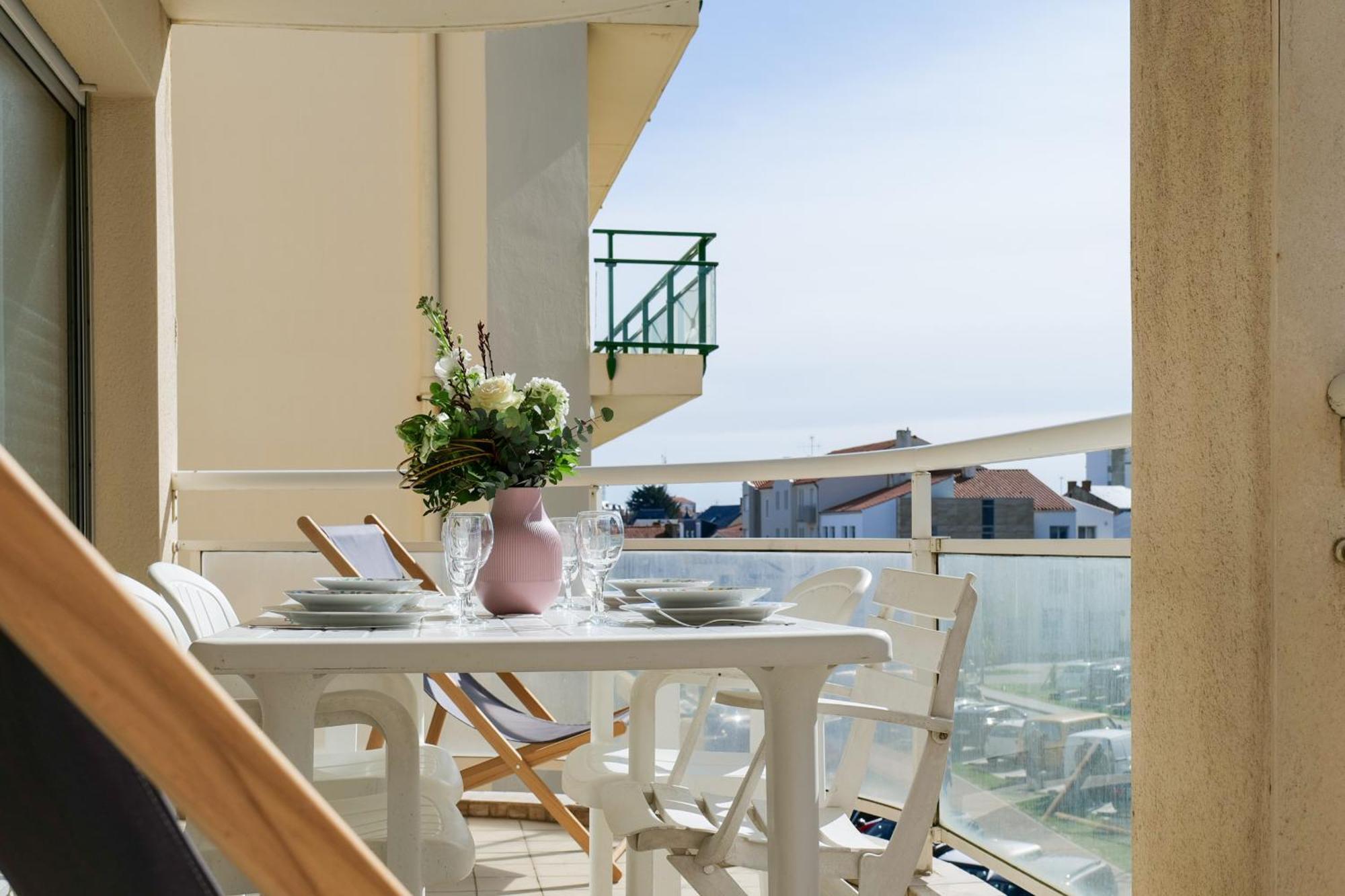 Joli Appartement Idealement Situe A Deux Pas De La Grande Plage - 4 Pers Les Sables-d'Olonne Luaran gambar